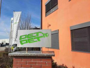 PET-to-PET-Gruene-Tonne-48