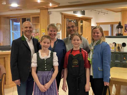 20230330 162059721 iOS