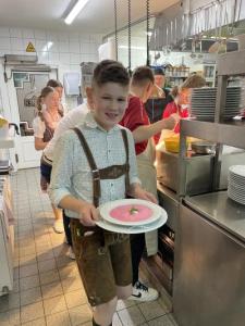 20240321 182352697 iOS